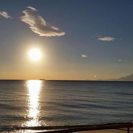 Azzurro Ostello Pontecagnano Dış mekan fotoğraf