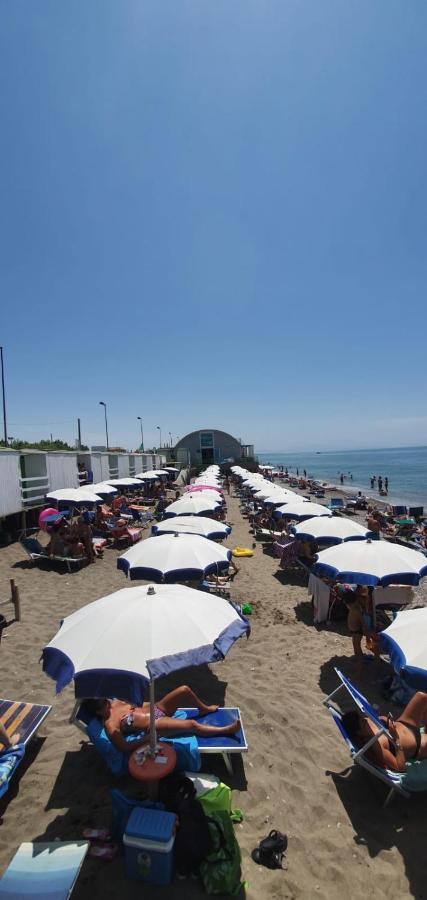 Azzurro Ostello Pontecagnano Dış mekan fotoğraf